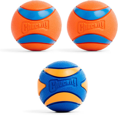 Chuckit! Ultra Ball Medium Dog Toy - Bouncy Fetch Balls for Dogs 20-60 lbs - Durable Rubber Construction - Floating Water Toys - 2.5-Inch Diameter - Pack of 3
